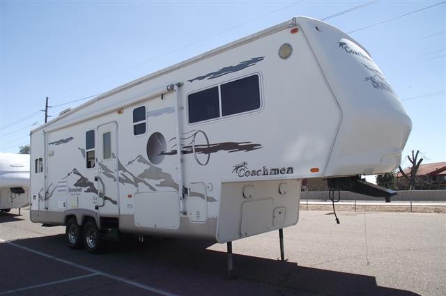 Used 2004 Coachmen Somerset 299RKS Fifth Wheel For Sale